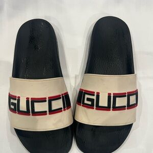 Gucci Black and Cream Logo Slides